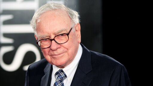 Компанията на Бъфет купува акции на „Ню Йорк Таймс“ за 352 млн. долара