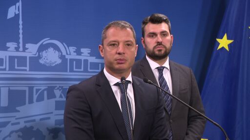 Делян Добрев за референдума за еврото: Искам България в Европа, а не в Азия