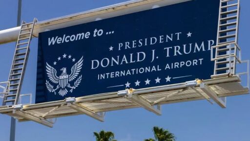 Официално: Това летище вече носи името на Доналд Тръмп 