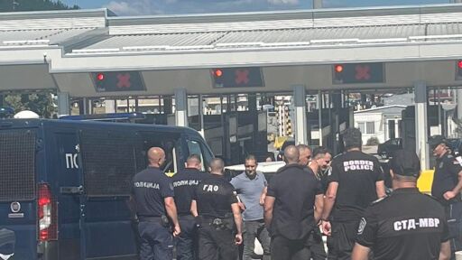 Стоян Мавродиев вече е в България, сръбските власти го предадоха на българските на ГКПП „Калотина“