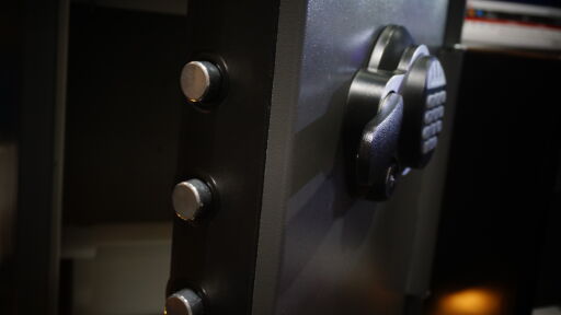 Крадци взеха ценности за близо 30 млн. евро при банков обир в Германия