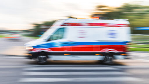 Майка и трите й деца са тежко ранени при експлозия във Франция (ВИДЕО)