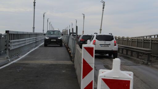 Отвориха Дунав мост за леки коли
