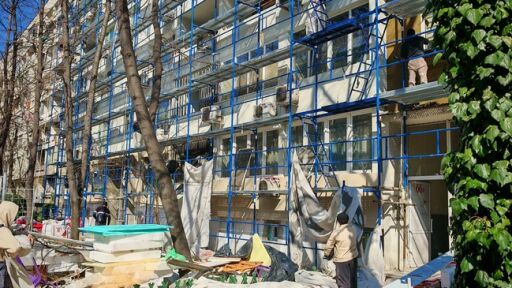 Община у нас санира многофамилна жилищна сграда по проект за близо 1 млн. евро