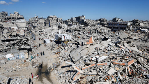 Нови военни удари и криза с горивата: Какво следва за Европа и Близкия изток?