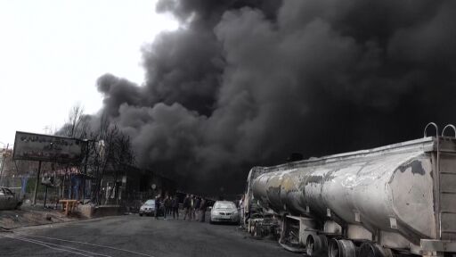 Цените на петрола спаднаха под 90 долара за барел въпреки продължаващите удари в Близкия изток