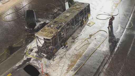 Най-малко шестима загинали при пожара в автобус в Швейцария (ВИДЕО)