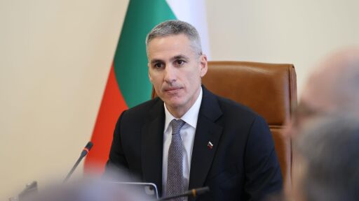 Гюров: Слагаме край на "тъмните стаички"