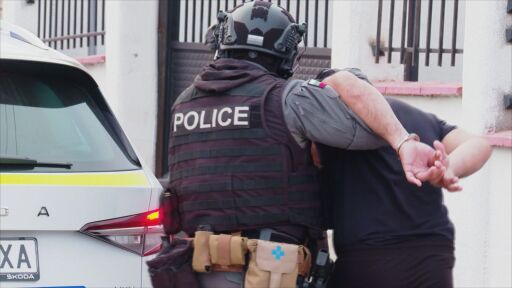 Преди вота: Полицейски акции и арести за търговия с гласове