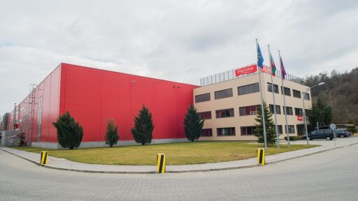 Ирландска компания официално иска зелена светлина от КЗК за сделката с български сладкарски гигант