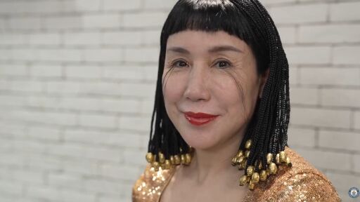 Снимка Жената с най‑дългите мигли в света: невероятната история на рекордьорката, която впечатли цял свят