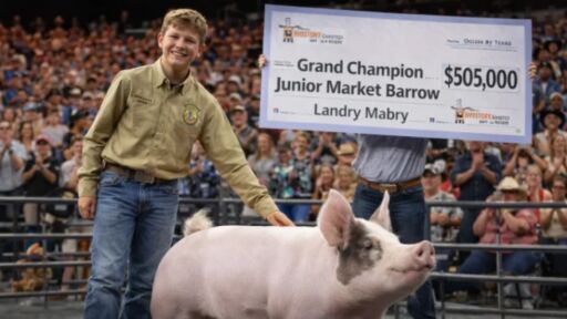 13-годишно момче продаде прасето си на търг за 505 хил. долара (ВИДЕО)