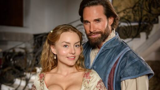 Любовта възкръсва от пепелта в мистичния сериал „Странното завръщане на Диана Саласар“ по bTV Story