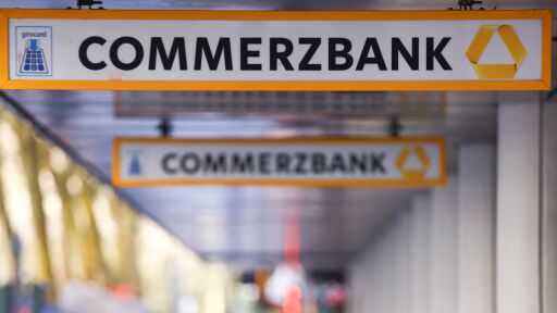 Италианската UniCredit се цели в Commerzbank с оферта за 35 млрд. евро