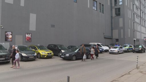 След стрелбата в кв. „Надежда“ в София полицията още издирва извършителите