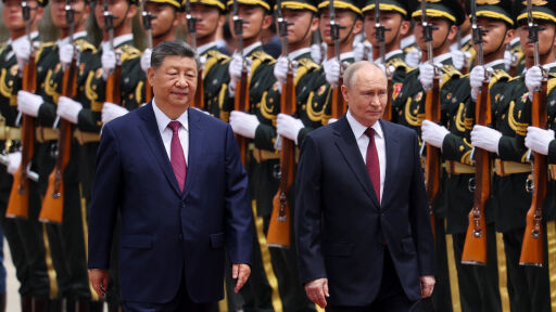 Си Дзинпин и Владимир Путин се срещат в Пекин