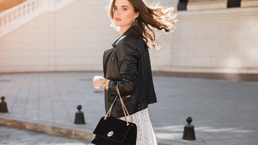 Снимка Искате ли да заблестите? Вижте защо всяка juicy couture чанта става обект на желание в социалните мрежи