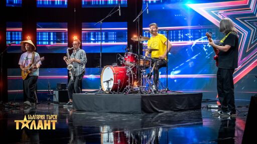 Авторска песен от група "Хамак"