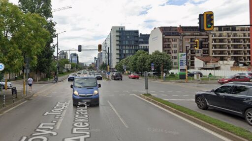 Катастрофа в центъра на София, 19-годишен е пострадал 