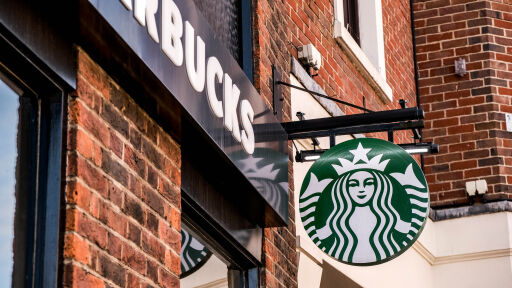 Докато пиеш кафе, гледаш Северна Корея: Това е най-необичайният обект на Starbucks
