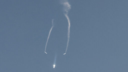 „Хизбула“: Ударихме израелска въздушна база край Тел Авив с усъвършенствана ракета