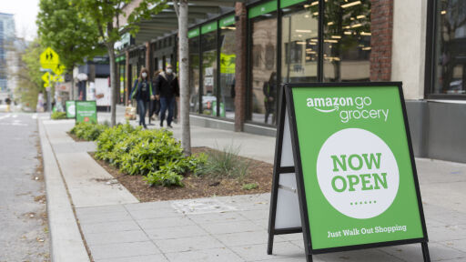 Всичко под 5 долара: Amazon представя собствена марка хранителни продукти