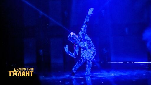 Светлинно танцово шоу представят Evolution Dance Theater