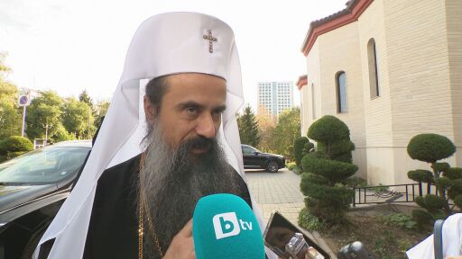Патриарх Даниил: Да носим кръста си на християни с достойнство