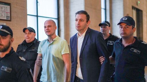Никола Барбутов остава в ареста, съветникът му – на свобода срещу гаранция