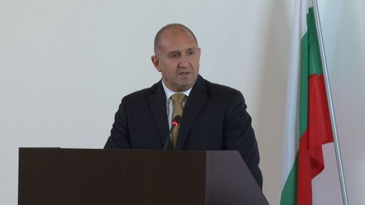 Радев за полицаите на улицата: Имаме прекрасно изглеждащи млади хора, имаме и такива, за които се вижда, че не могат да пробягат 10 метра