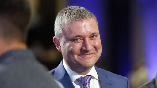 Горанов за твърденията на Демерджиев: Фирмата ми отдаде помещение под наем за 1000 евро на месец