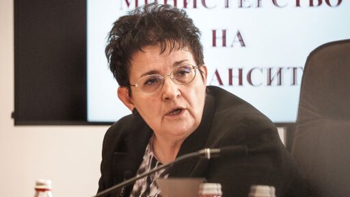 Людмила Петкова: Данъчните промени целят защита на гражданите и финансовата стабилност