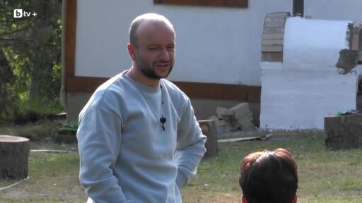 Какъв е тайният план на Джулиан?
