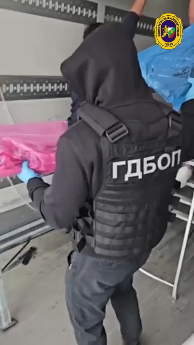 Над 200 килограма наркотици бяха открити, скрити между месо в Ловеч
