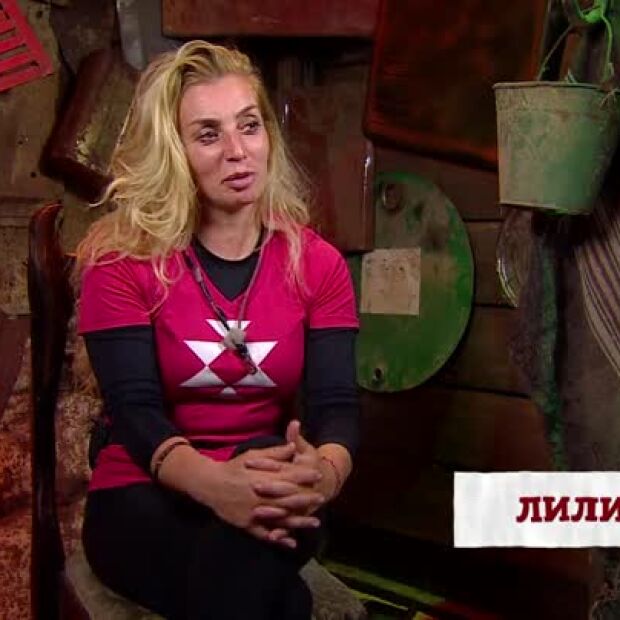 На Лили ѝ е трудно, защото не може да чуе децата си