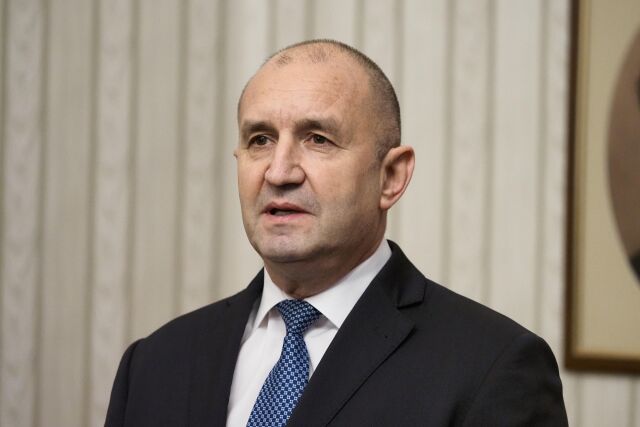 Румен Радев