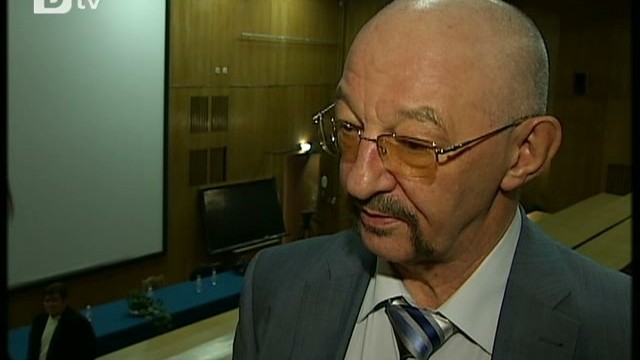 Снимка: Ернст Мулдашев: Ще намерим начин да оперираме и в България