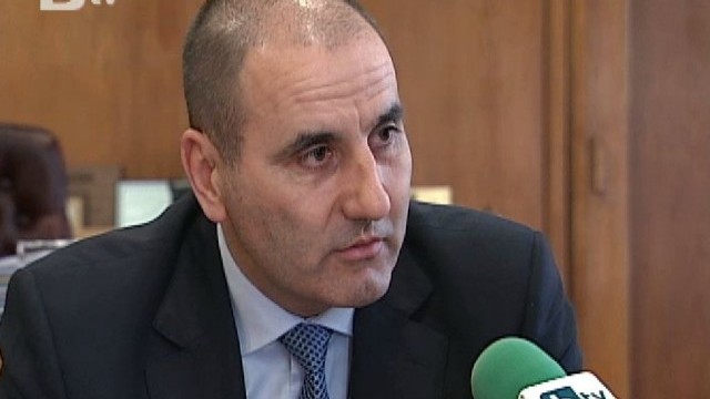 Снимка: Справя ли се МВР с престъпността? Очакваме вашите въпроси към министър Цветан Цветанов