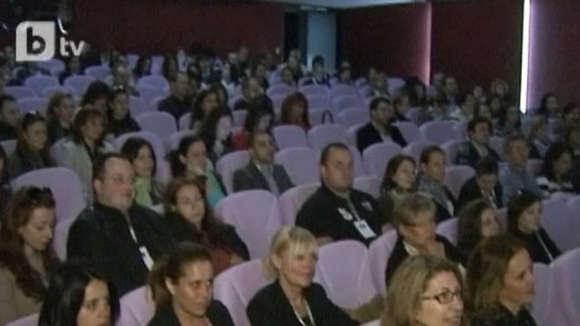 Снимка: Повече реклами, по-малко приходи отчетоха медиите