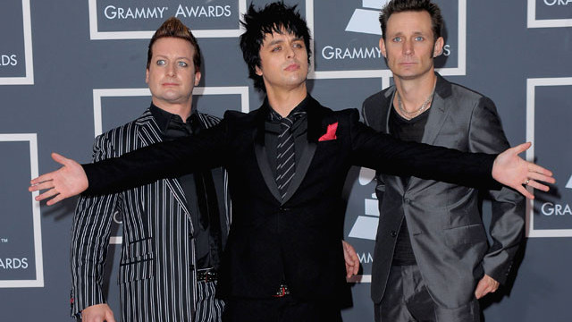 Снимка: Green Day въвеждат Guns N' Roses в Залата на славата на рокендрола