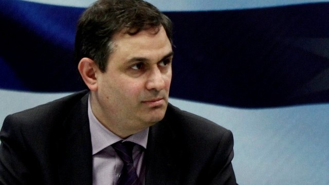 Снимка: Български заплати няма да решат проблемите ни