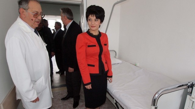 Снимка: Атанасова иска качествено здравно обслужване за ромите