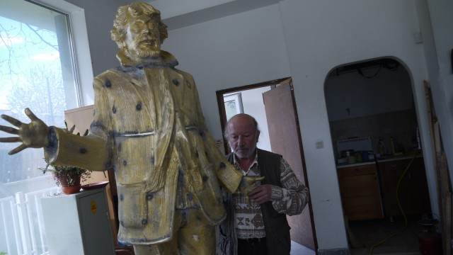 Снимка: Паметникът на Радой Ралин ще е пред бившето кино 