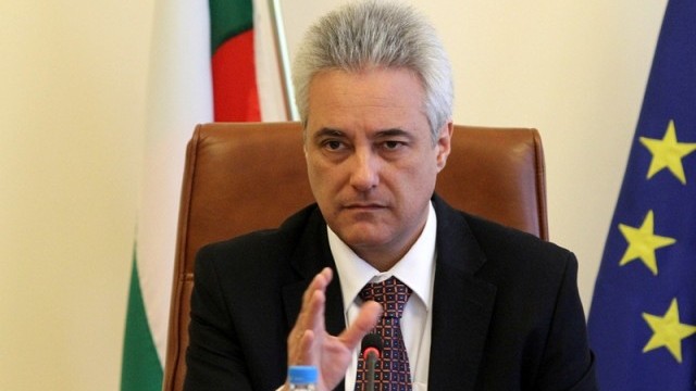 Снимка: Райков се предложи и се прие за посланик