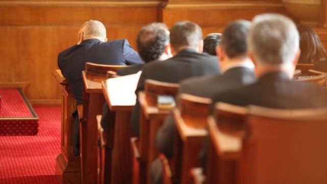 Снимка: Комисия ще разследва срещата на Плевнелиев с шефа на EVN