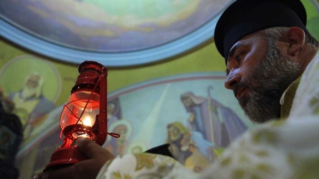 Снимка: Велика събота – очакваме Благодатния огън