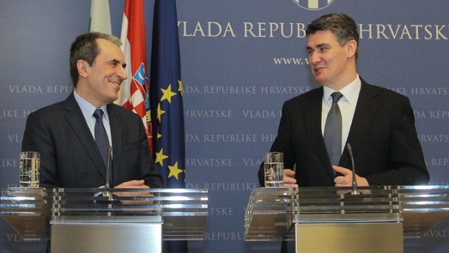 Снимка: Орешарски посети лидера на коалиция 