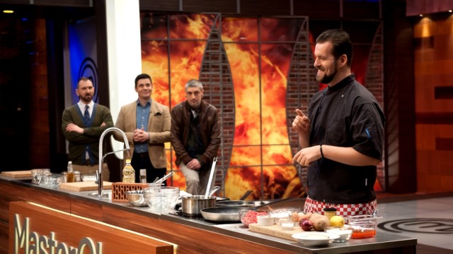 Chef Цветомир Николов  предава тайните на Гордън Рамзи за перфектния сандвич в MasterChef