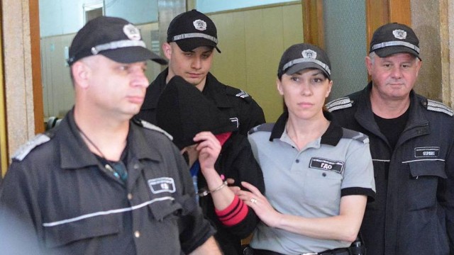 Снимка: Задържаната за убийството на Александра от Провадия остава в ареста