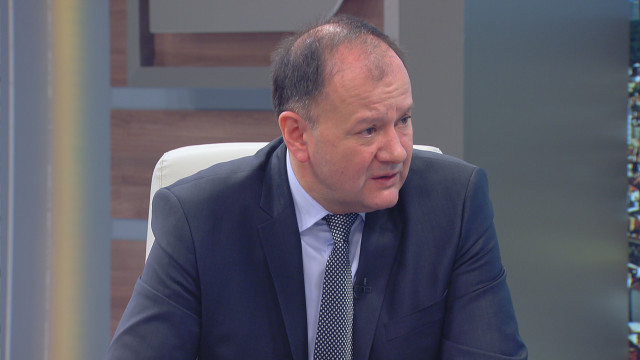 Снимка: Михаил Миков: Демонстрацията на сила от премиера възпитава поведение на саморазправа